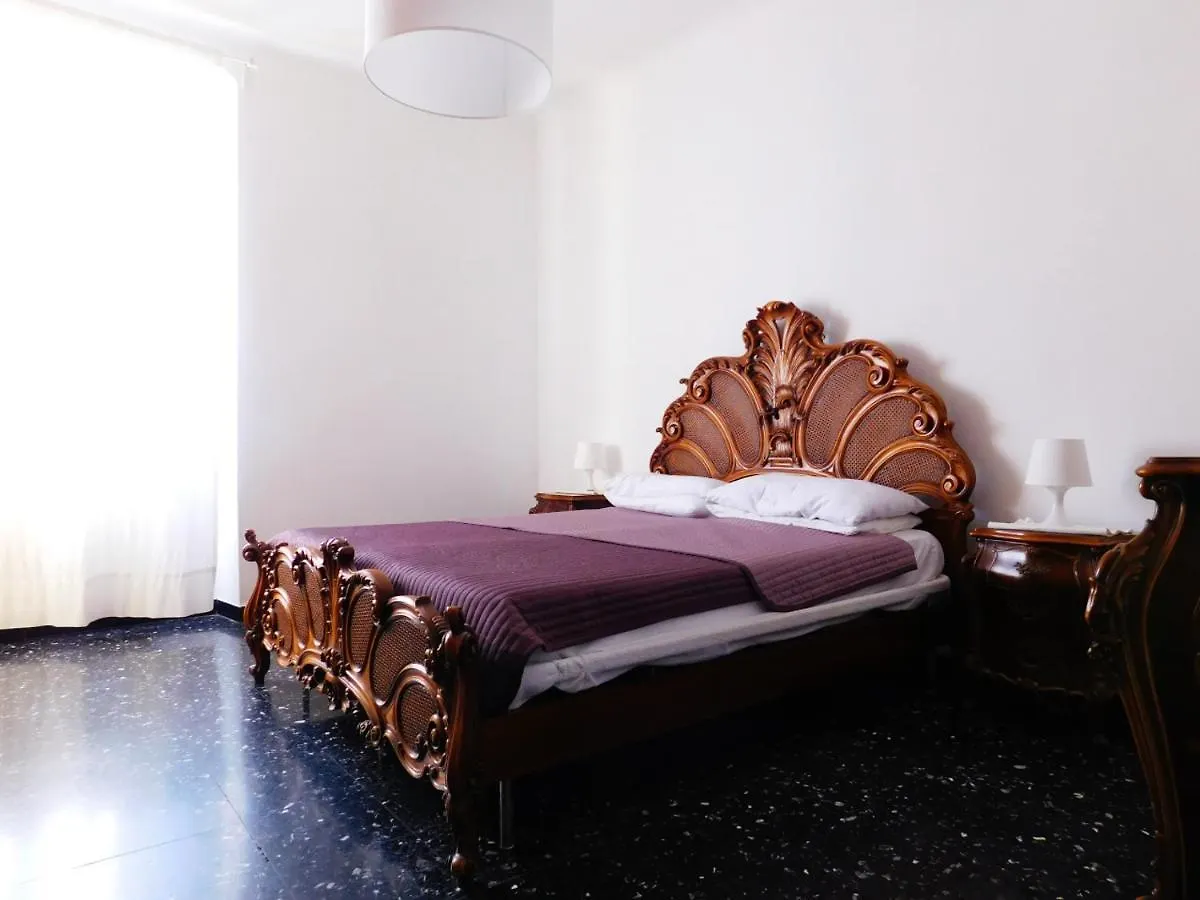 Le Stanze Del Papa, Levanto